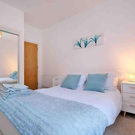 Modern & Spacious Apartment In City Centre Aberdeen Exteriér fotografie